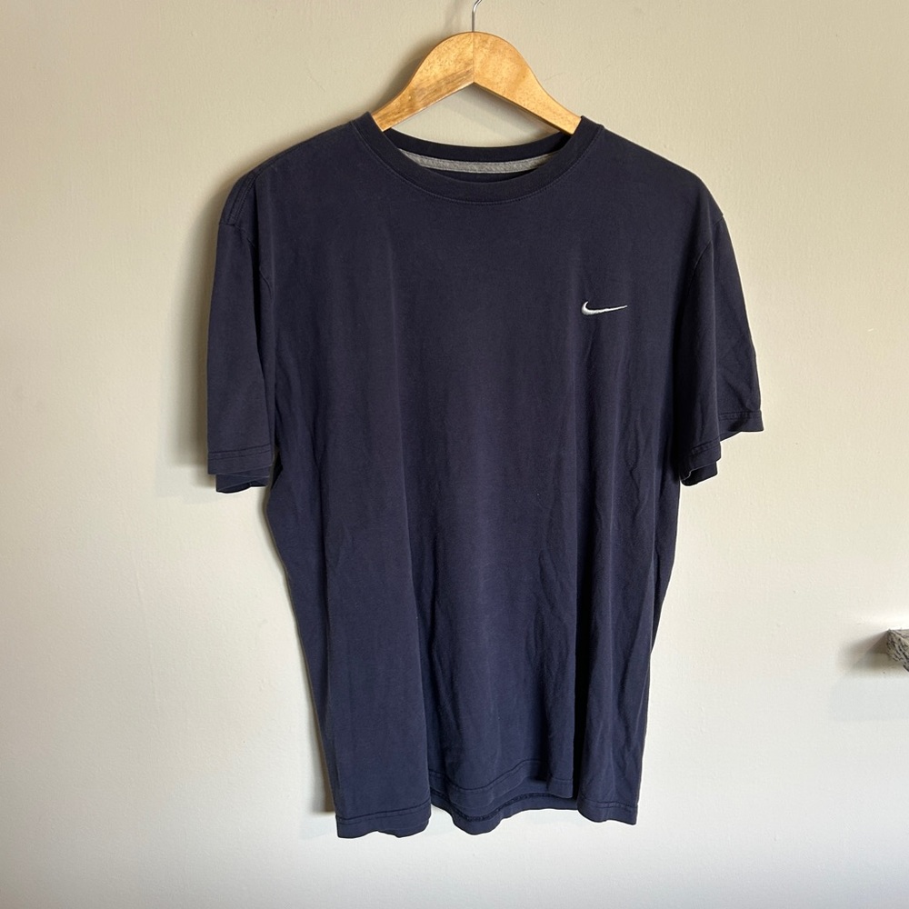 Nike Men’s Navy Blue T shirt